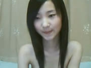 Skinny Chinese garota Fingers Herself